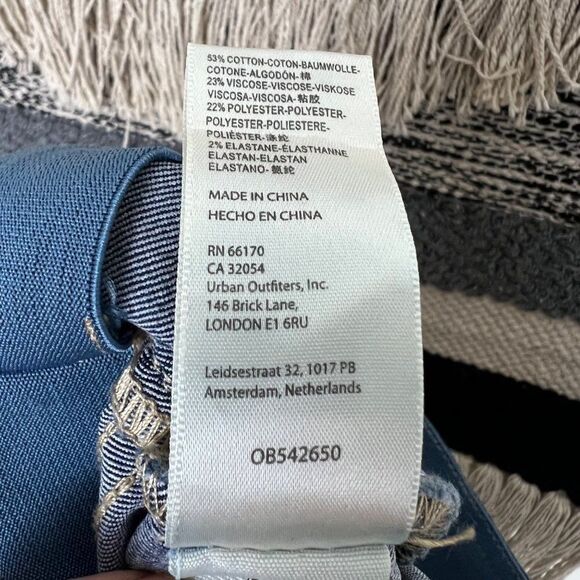 Free People We the Free Penny Pull-On Flare Jeans Size 26 - Picture 8 of 9